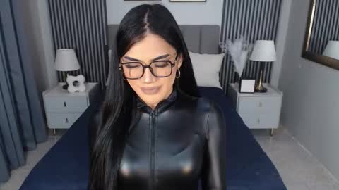 kelsie_silva online show from 10/25/25, 01:24