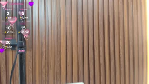 Snapshot of kelsseyanders chatting on 04/15/26, 01:07 online show from 04/15/26, 01:07