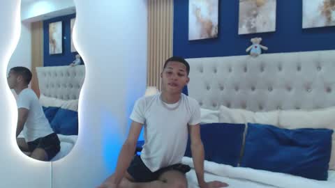 Snapshot of kelvin_josue chatting on 03/25/26, 12:55 Kelvin online show from 03/25/26, 12:55