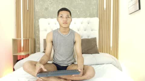 Snapshot of kelvin_josue chatting on 03/31/26, 08:42 Kelvin online show from 03/31/26, 08:42