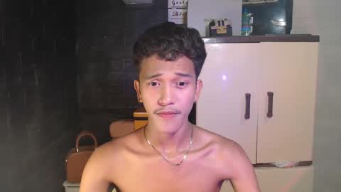 Snapshot of ken_bigcockxx chatting on 02/12/25, 02:21 Ken online show from 02/12/25, 02:21