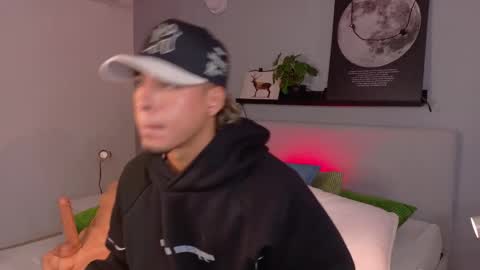   online show from 03/28/26, 11:21