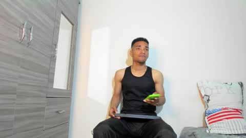 Snapshot of kenan_2601 chatting on 11/19/25, 03:39 kenan 2601 online show from 11/19/25, 03:39