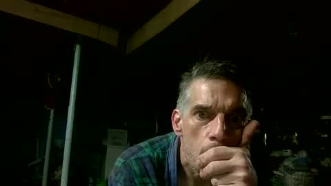 Snapshot of kenanmills777 chatting on 07/05/26, 02:24 kenanmills777 online show from 07/05/26, 02:24