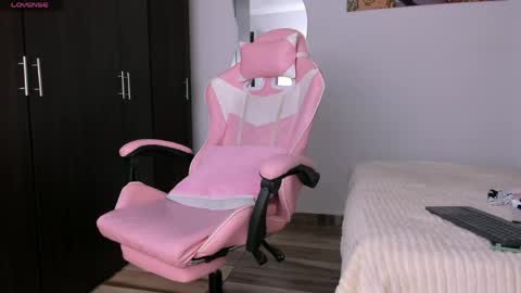 Aleja3 online show from 04/15/26, 07:58