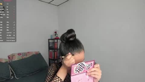 Kendal online show from 01/04/25, 02:14