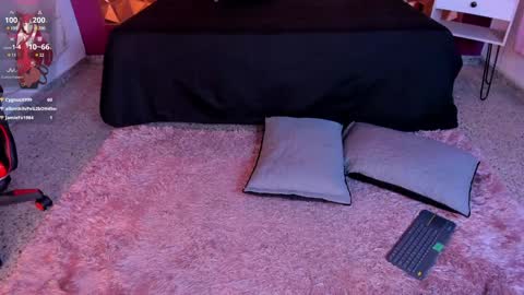 Kendall online show from 01/11/25, 07:06