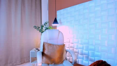 Kendall online show from 02/04/25, 02:10