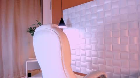 Kendall online show from 02/12/25, 04:55