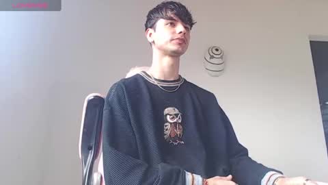 kendall ross online show from 10/28/25, 03:04