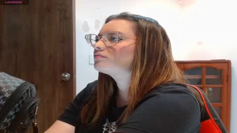 kendall online show from 12/30/24, 04:20