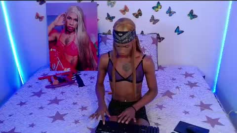 kendallgil online show from 02/03/25, 02:47