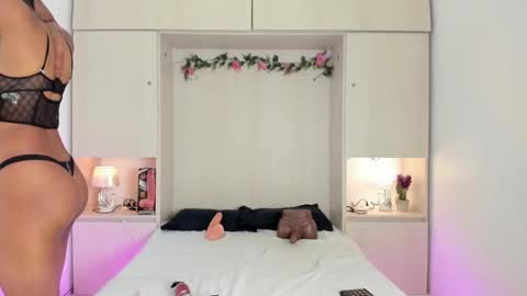 Kendal online show from 12/04/25, 11:41