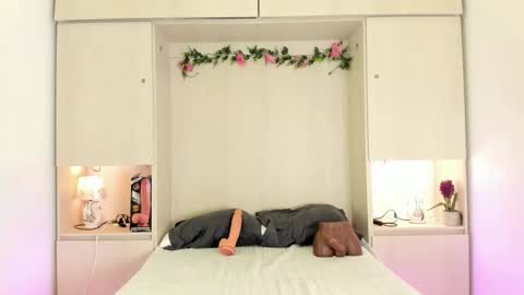 Kendal online show from 12/15/25, 12:31