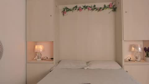 Kendal online show from 02/27/26, 11:43