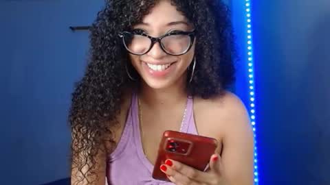 Snapshot of kendallrush2 chatting on 01/14/25, 11:42 Kendall Rush online show from 01/14/25, 11:42