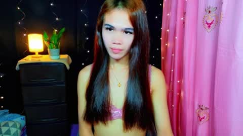 Kendall  online show from 02/12/26, 06:47