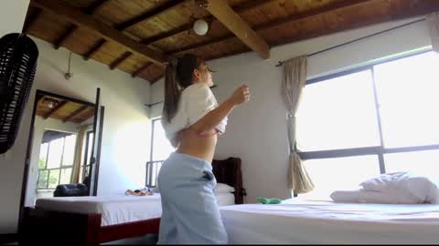 kendall online show from 01/31/25, 04:59