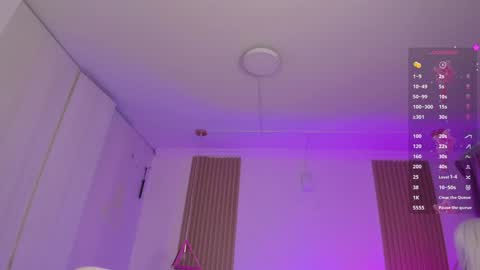 Kendall  online show from 11/07/25, 08:31