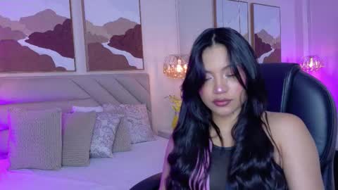 Kendal online show from 11/08/25, 01:50