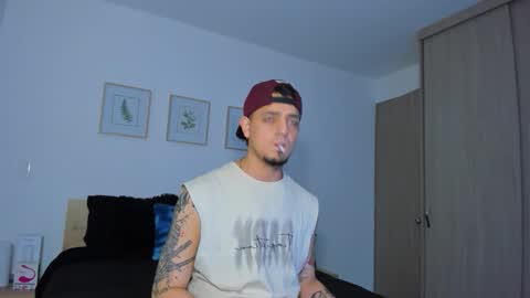 kendel_dimitri online show from 12/17/25, 03:34