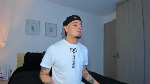 kendel_dimitri online show from 12/19/25, 04:41