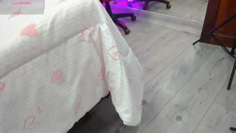 Kendra London online show from 03/27/26, 11:10