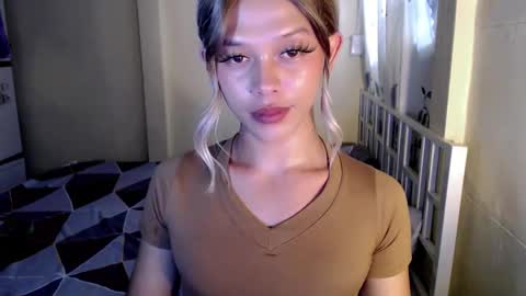 kendra_lunaxx online show from 06/05/26, 04:52