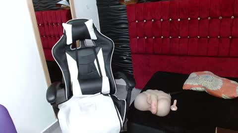 kendra_lust_69 online show from 01/17/25, 06:36