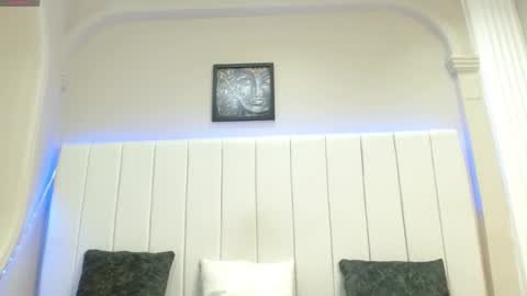 kendra_lux1 online show from 01/14/26, 01:17