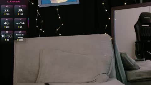 kendra_moretti2 online show from 02/03/26, 04:45