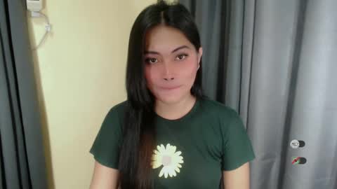 Snapshot of kendra_slut chatting on 03/10/25, 06:56 K E N D R A online show from 03/10/25, 06:56