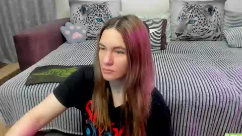 Snapshot of kendra_xx_ chatting on 03/18/26, 12:58 Kendra online show from 03/18/26, 12:58