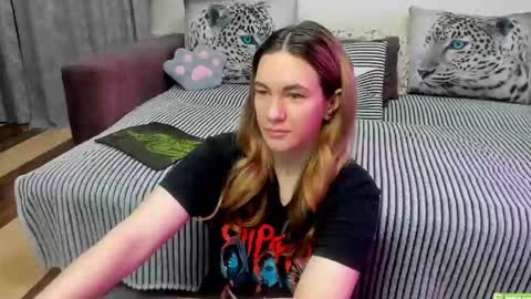 Snapshot of kendra_xx_ chatting on 03/29/26, 11:38 Kendra online show from 03/29/26, 11:38