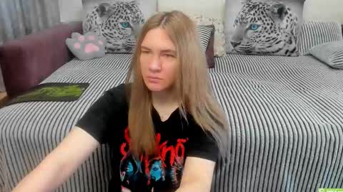 Snapshot of kendra_xx_ chatting on 05/13/26, 11:55 Kendra online show from 05/13/26, 11:55