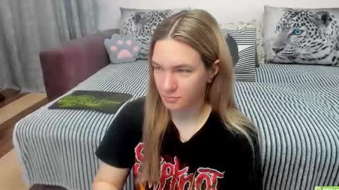 Snapshot of kendra_xx_ chatting on 05/21/26, 12:39 Kendra online show from 05/21/26, 12:39