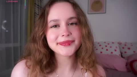Kira online show from 05/17/26, 10:39