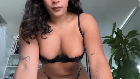 Snapshot of kendrasmithts chatting on 06/16/26, 06:43 Hi Im kendra- onlyfans. isab2896 online show from 06/16/26, 06:43