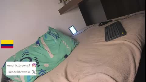 Snapshot of kendrik_brown chatting on 07/19/26, 11:30 kendrick brown online show from 07/19/26, 11:30