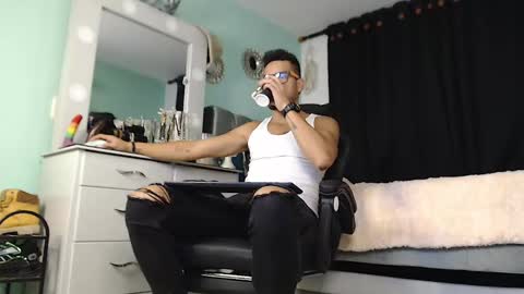 Chriss Morales online show from 02/06/25, 11:37