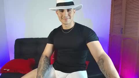 Snapshot of kenfit07 chatting on 01/15/26, 03:05 kenfit07 online show from 01/15/26, 03:05