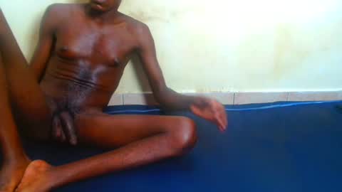 Snapshot of kenia_couples chatting on 01/23/25, 04:59 Nelian and Emma online show from 01/23/25, 04:59