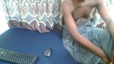 Snapshot of kenia_couples chatting on 02/26/25, 09:21 Nelian and Emma online show from 02/26/25, 09:21