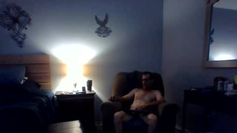 Snapshot of kenidymatheaw chatting on 07/20/26, 12:47 WoodMan1969 online show from 07/20/26, 12:47