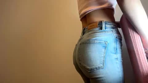 Snapshot of kennasoft chatting on 12/30/24, 01:03 Kenna next time online - 2nd of Dec online show from 12/30/24, 01:03