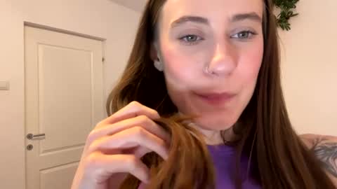 Snapshot of kennasoft chatting on 02/22/25, 02:19 Kenna next time online - 2nd of Dec online show from 02/22/25, 02:19