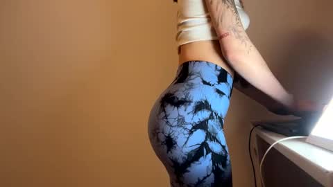 Snapshot of kennasoft chatting on 02/28/25, 02:20 Kenna next time online - 2nd of Dec online show from 02/28/25, 02:20