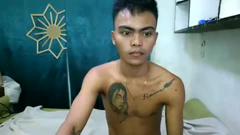 kenneth_jeey online show from 10/19/25, 07:42