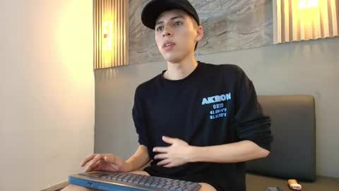 kenny_hank online show from 04/08/26, 04:01