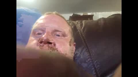 Snapshot of kentbrooks chatting on 09/28/25, 08:42 looking 4 free c2c online show from 09/28/25, 08:42